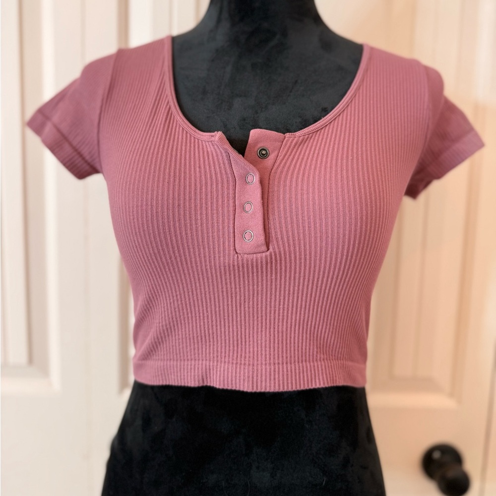 Women's Ribbed Mauve Crop Top